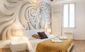 San Polo Design Apartments By Wonderful Italy